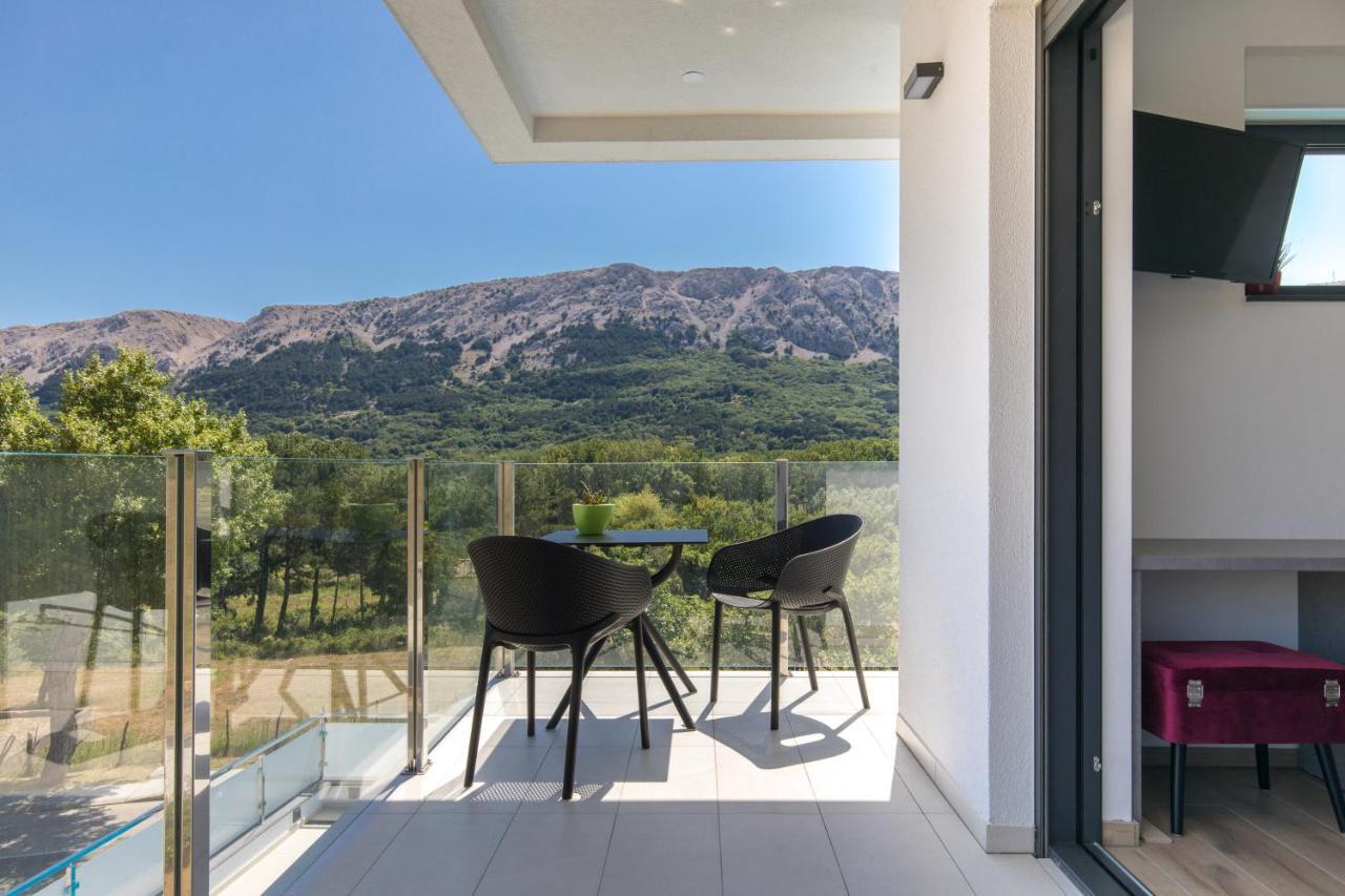 באסקה Villa Supernus With Heated Pool מראה חיצוני תמונה