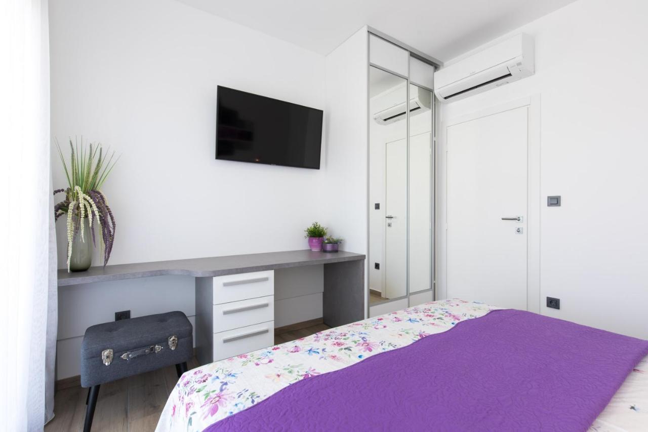 באסקה Villa Supernus With Heated Pool מראה חיצוני תמונה