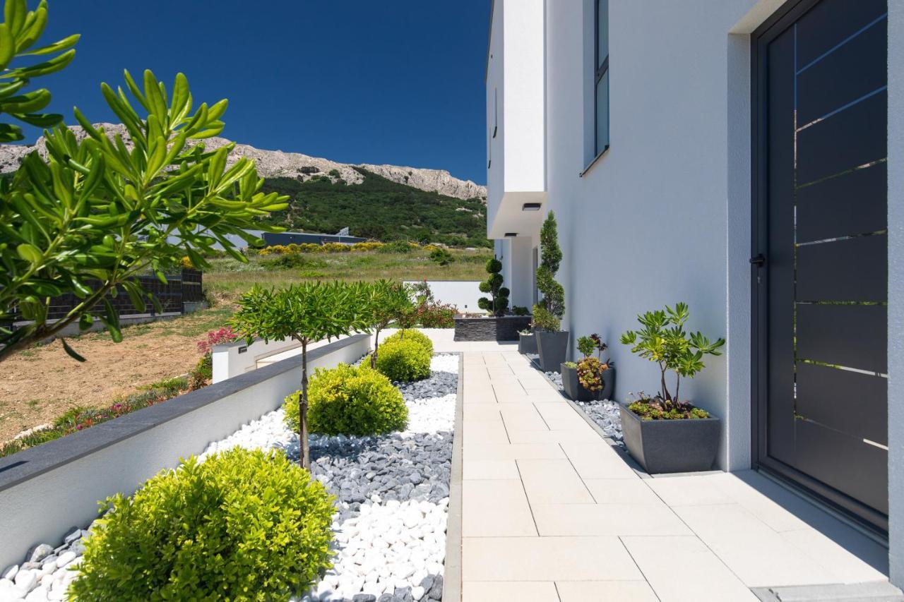 באסקה Villa Supernus With Heated Pool מראה חיצוני תמונה